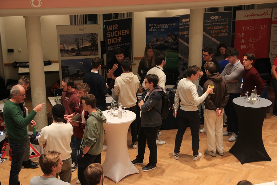 Studenten Talente - Aperitivo München 2023